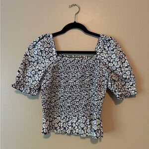 Women’s J Crew ruched top. Adorable.